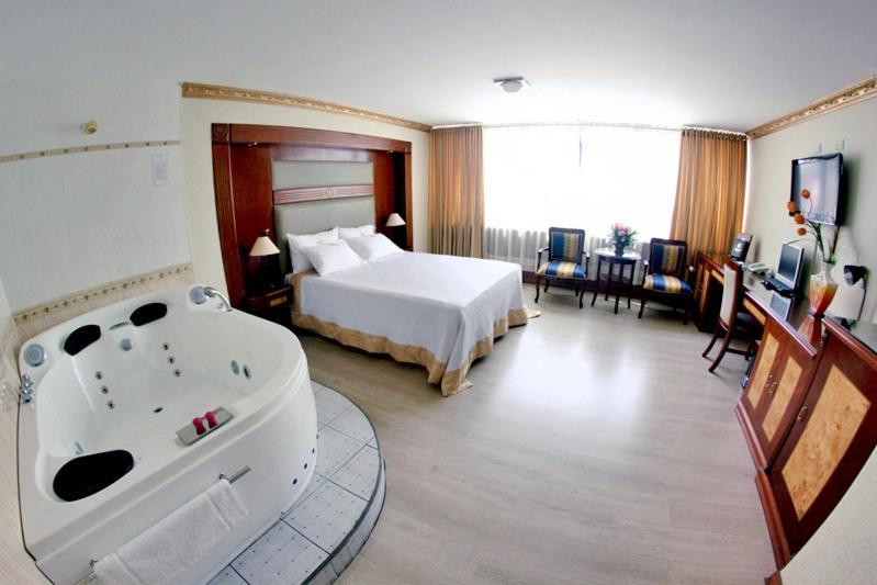 Hotel Oro Inn Lima Luaran gambar